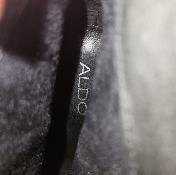 Sz 38 or sz 7.5 LEATHER Wedge Ankle Boot - Picture 3 of 10